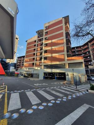 Apartment / Flat For Sale in Milpark, Johannesburg