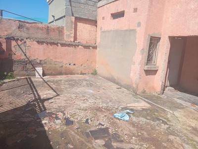 House For Sale in Tembisa Ext 7, Tembisa