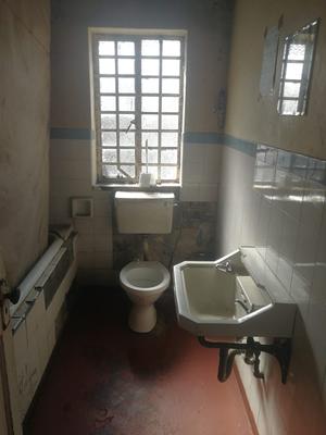 House For Sale in Malvern, Johannesburg